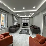 Apartman Sisman's *